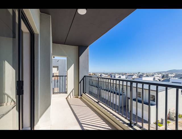 3 BEDROOM APARTMENT TO LET IN SANDOWN